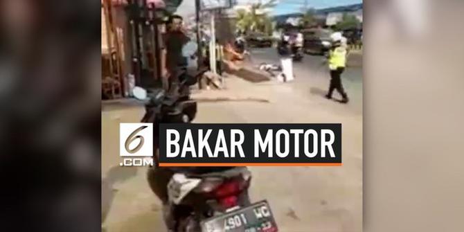 VIDEO: Anak Kecil Bakar Motor karena Tak Terima Ditilang Polisi