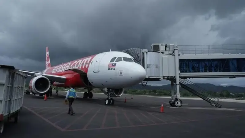 Bandara Internasional Komodo Labuan Bajo di Kabupaten Manggarai Barat, Nusa Tenggara Timur (NTT) melayani penerbangan internasional perdana. (Liputan6.com/Ola Keda)