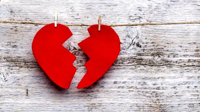 Ilustrasi Wanita Patah Hati