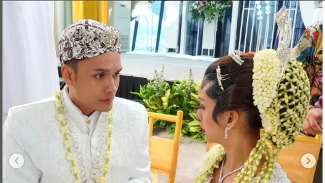 Randy Pangalila dan Alisia Rininta jalani adegan pernikahan di sinetron Takdir Cinta yang Kupilih (foto: instagram sinemart_ph)