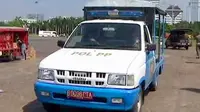Satpol PP Datang ke Monas, PKL Kocar-kacir