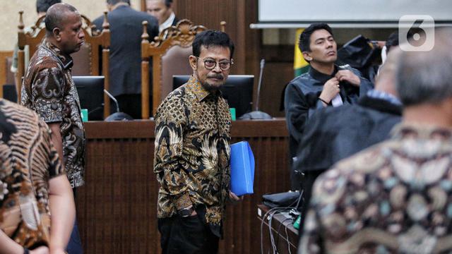 Mantan Mentan Syahrul Yasin Limpo Jalani Sidang Dakwaan Dugaan Korupsi