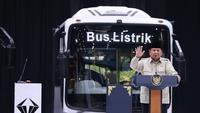 Prabowo Targetkan Indonesia Produksi Massal Mobil Sedan Listrik 2 Tahun Lagi