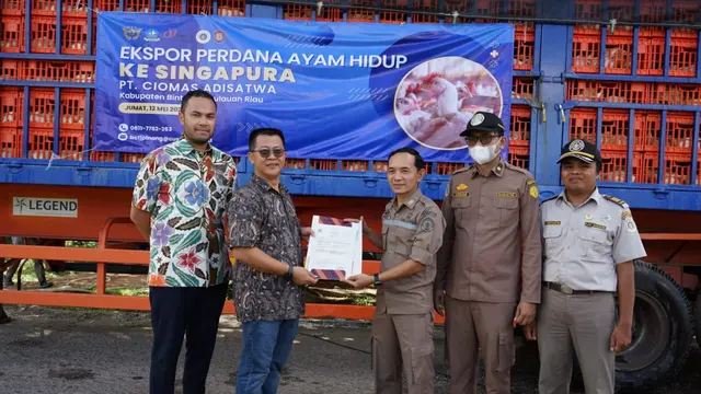 Perusahaan industri agri-pangan terkemuka, JAPFA Grup, melakukan ekspor perdana melalui laut ke Singapura.