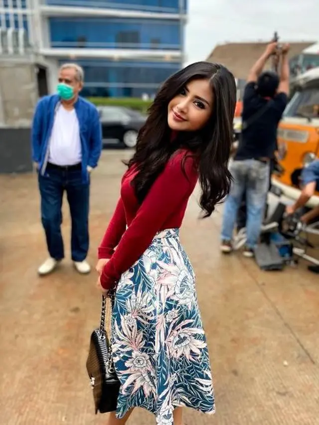 Tania Ayu