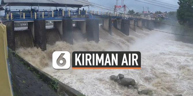 VIDEO: Waspada, 138 Ribu Liter Air Per Detik Mengalir Menuju Jakarta