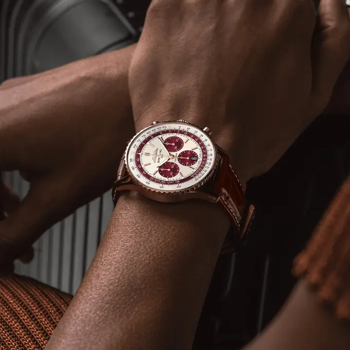 Breitling Luncurkan Jam Tangan dengan Sentuhan Elegan Lanskap Indonesia, Hanya Tersedia 25 Buah di Dunia