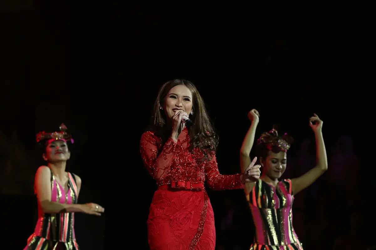 [Bintang] Ayu Ting Ting