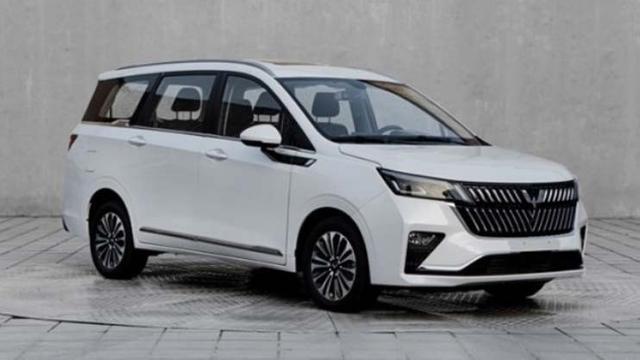 Wuling Jiachen jadi MPV pertama yang menggunakan logo baru perusahaan