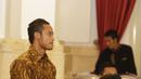 Kapten Persib Bandung, Atep menghadiri jamuan makan malam bersama Presiden Joko Widodo di Istana Negara, Jakarta, Senin (19/10/2015). (Bola.com/Vitalis Yogi Trisna)