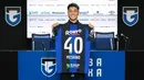 Ryotaro Meshino. Sayap kiri Jepang berusia 24 tahun ini baru saja pulang kampung untuk bergabung dengan klub semasa di akademi, Gamba Osaka dengan status bebas transfer usai kontraknya habis bersama Manchester City yang telah menjadi bagian kariernya sejak awal musim 2019/2020. Bersama The Citizens ia sama sekali belum pernah dimainkan di ajang mana pun karena lebih banyak dipinjamkan ke beberapa klub, seperti Heart of Midlothian FC, Rio Ave dan Estoril Praia. (gamba-osaka.net)