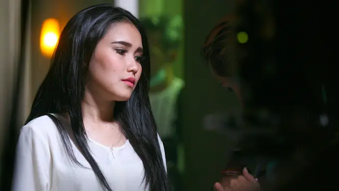 [Bintang] Ayu Ting Ting