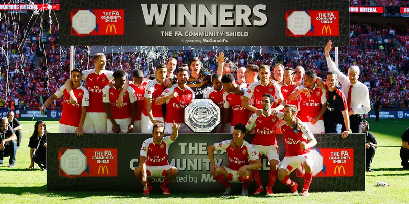 20150803-Pesta-Arsenal-Juara-Community-Shield-Inggris