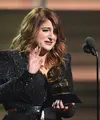 Penyanyi asal Amerika Serikat, Meghan Trainor menyampaikan pidato penuh emosional ketika meraih penghargaan kategori ‘Best New Artist’ di ajang Grammy Awards 2016 di Los Angeles pada 15 Februari 2016 lalu. (AFP/Bintang.com)