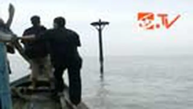 Ledakan kapal di perairan Belawan, Sumut, mengakibatkan dua nelayan hilang serta seorang lainnya kritis. Pencarian korban hilang hingga kini masih berlangsung. 