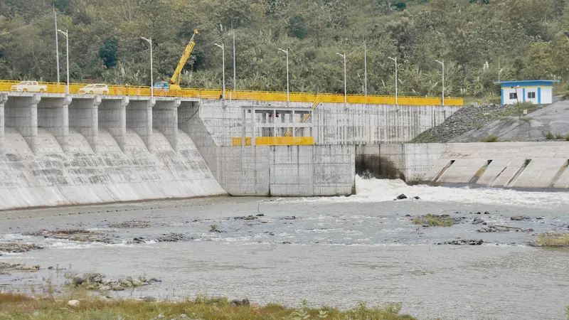 PT PLN (Persero) berhasil menyelesaikan pembangunan Pembangkit Listrik Tenaga Air (PLTA) Jatigede berkapasitas 2 X 55 MegaWatt (MW) di Kabupaten Sumedang, Jawa Barat. (Foto: PLN)