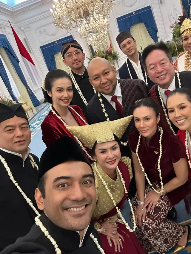 Makna Kalung Ronce Melati yang Dikenakan Para Pejabat di Upacara Kemerdekaan Indonesia ke-80 di Istana Negara.