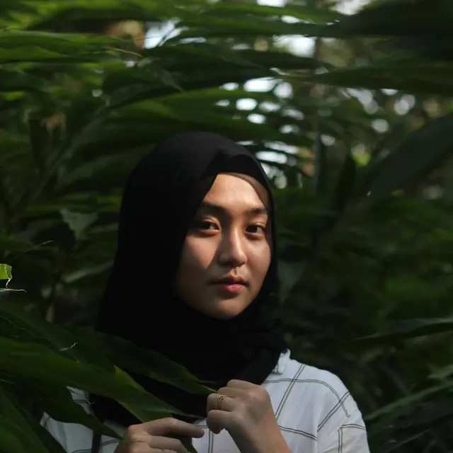 6 Potret Ayumi Putri Sasaki, Pembawa Baki Upacara Penurunan Bendera HUT ke-77 RI
