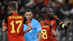 Kualifikasi Euro 2024 hanya menyisakan rata-rata dua hingga satu laga lagi bagi 53 kontestan yang terbagi dalam 10 grup. Tercatat 8 negara telah memastikan lolos ke putaran final untuk bergabung dengan Jerman yang lolos otomatis sebagai tuan rumah. Beberapa pemain dengan koleksi gol terbanyak pun telah menghiasi daftar top sor sementara kualifikasi Euro 2024 hingga laga terakhir pada 17 Oktober 2023. Berikut daftar 4 besarnya. (AFP/John Thys)