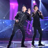 Posisi tidak aman juga terjadi pada Duo Alfin. Satu lampu merah dan empat lampu hijau dari dewan juri menjadikan posisi tidak aman. Sedangkan Tesya tersingkir dengan dua lampu merah dan tiga lampu hijau. (Andy Masela/Bintang.com)