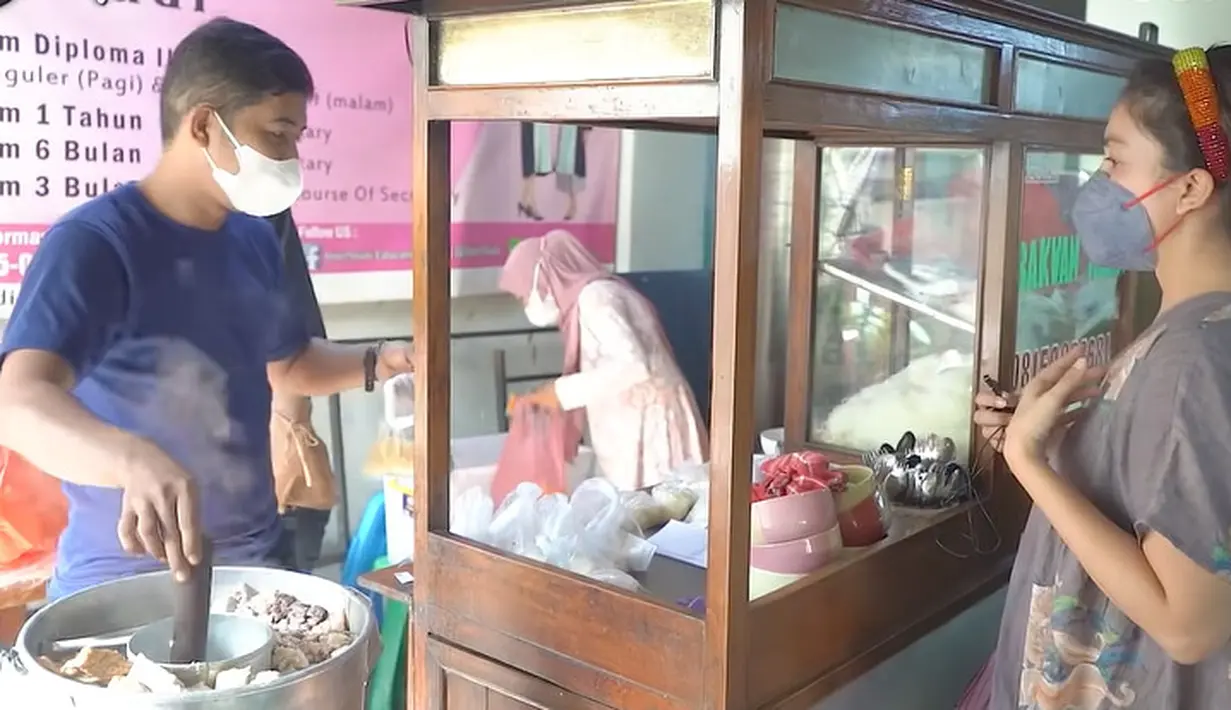 Ussy Sulistiawaty (Youtube/Ussy Andhika Official)