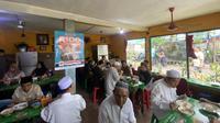 Program Traktiran RIDO (Ridwan Kamil-Suswono) ada di wilayah Bendungan Hilir (Benhil), Tanah Abang, Jakarta Pusat pada Jumat (8/11/2024). (Liputan6.com/Khofifah Azzahro)