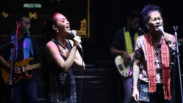 6 Potret Karen Idol, Penyanyi yang Sebut Suami dan Anaknya Tinggal di Apartemen Marshanda