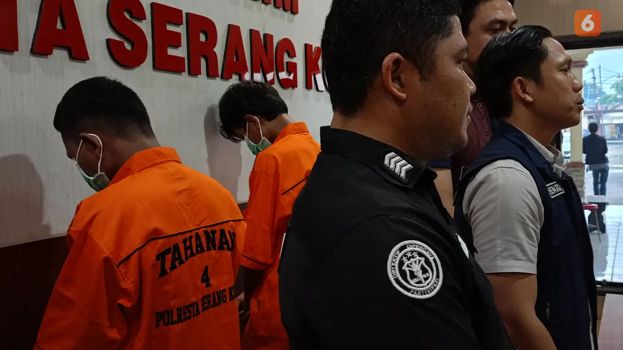 Pelajar tawuran ditangkap polantas. (Kamis, 02/11/2023). (Yandhi Deslatama/Liputan6.com).