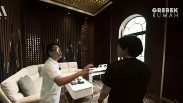 Rumah Eko Patrio bergaya Amerika