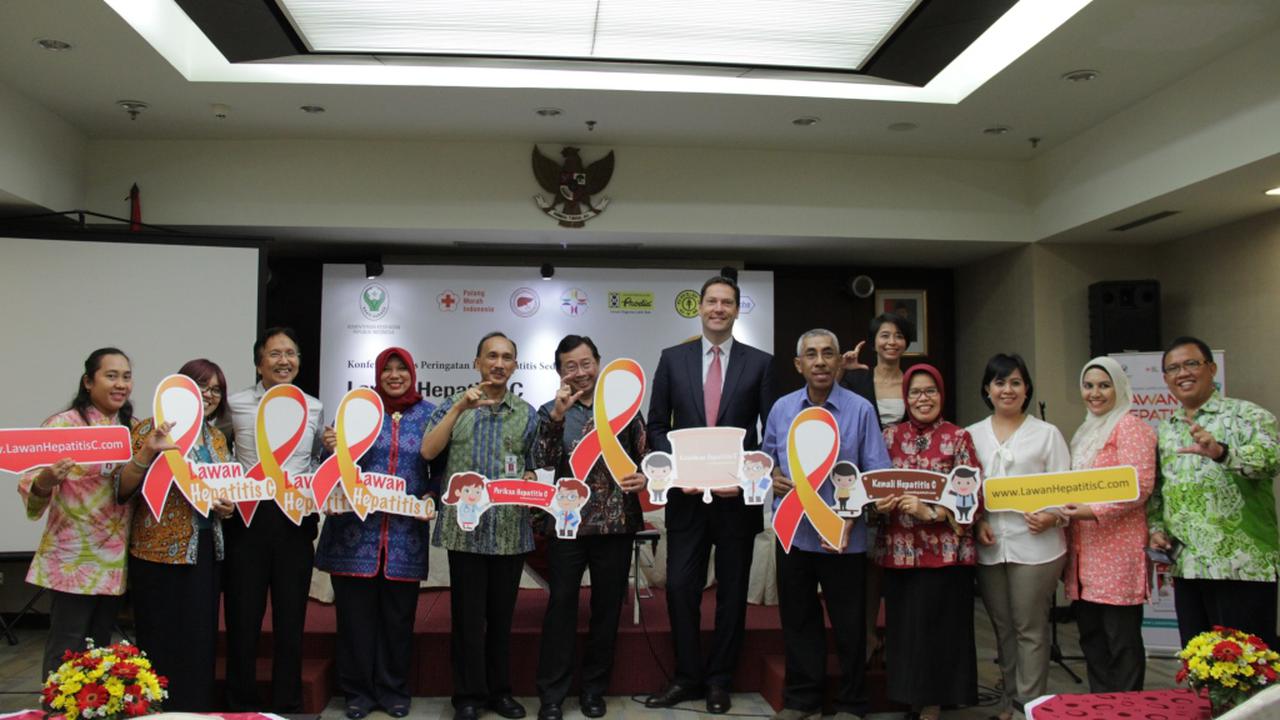 Selfie Kreatif Sebagai Bentuk Kampanye Peduli Hepatitis