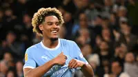 Floyd Samba Bicara soal Masa Depan Usai Debut Spektakuler Bersama Manchester City: Ini Baru Awal