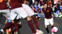 Video highlights kebangkitan AS Roma setelah sang kapten, Francesco Totti masuk ke dalam lapangan dan jadi inspirator kemenangan atas Napoli