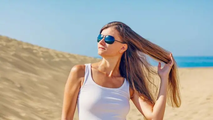 Rambut Panjang Bikin Penampilan Lebih Tua, Masa Sih?