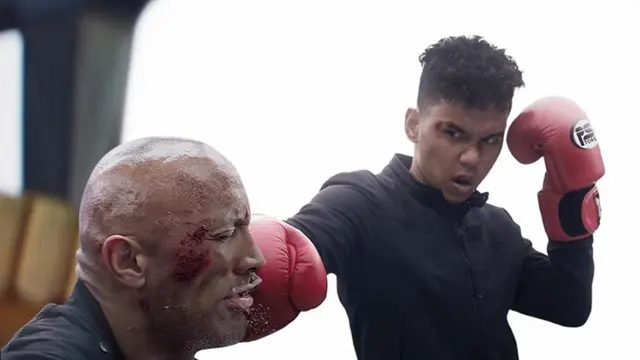 7 Editan Foto Nyeleneh Cowok Bak Pemeran Film Ini Bikin Geleng Kepala