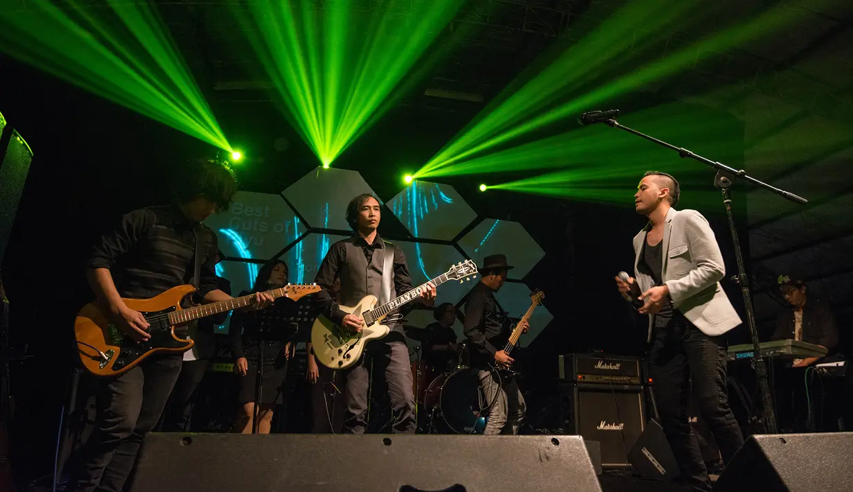 Mini konser itu sekaligus mempromosikan album baru Piyu yang selama ini menjadi hits dipasaran bersama Padi dan penyanyi lain. (Dezmond Manullang/Bintang.com)