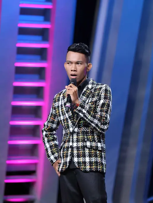 Kini Cemen dan para finalis SUCA tak hanya akan tampil di acara regular, mereka sudah banyak diminta untuk tampil dalam FTV atau sinetron.  Kesempatan berkiprah di dunia hibuan memang terbuka lebar setelah menunjukkan kebolehan. (Nurwahyunan/Bintang.com)