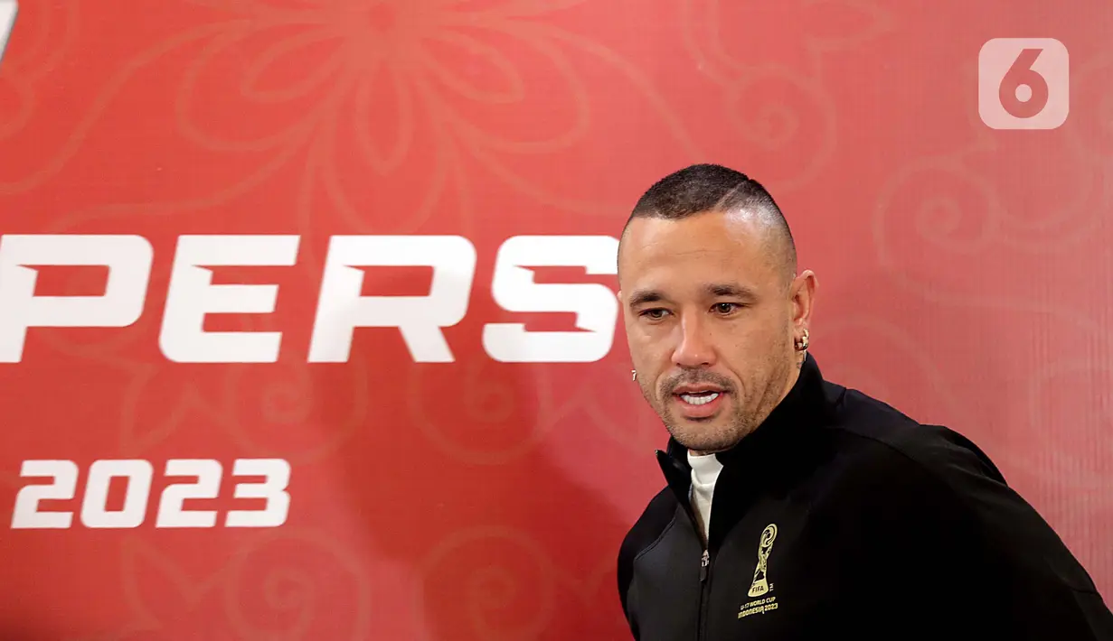 <p>Radja Nainggolan merupakan pemain keturunan Indonesia yang pernah membela Timnas Belgia selama 14 tahun (2004-2018). (Liputan6.com/Helmi Fithriansyah)</p>