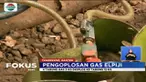 Praktik pengoplosan dilakukan dengan menyuntikkan empat tabung gas ukuran 3 kilogram ke dalam tabung gas 12 kilogram.
