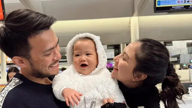 Baby Kyara ikut liburan ke Jepang. (credit:instagram.com/jscmila)