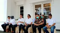 Pemerintah Provinsi Sumatera Barat melakukan konferensi pers terkait perkembangan wabah virus corona Covid-19 di provinsi tersebut. (Liputan6.com/ Novia Harlina)