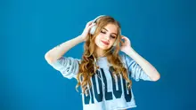 Ilustrasi Mendengarkan Musik Klasik Credit: pexels.com/ElenaB