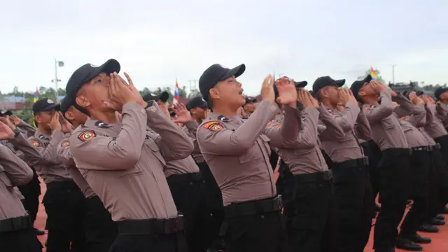 Penyambutan Bintara Remaja dan Tradisi Keluarga Asuh Bintara Polri di Polda Kaltara Tahun 2023