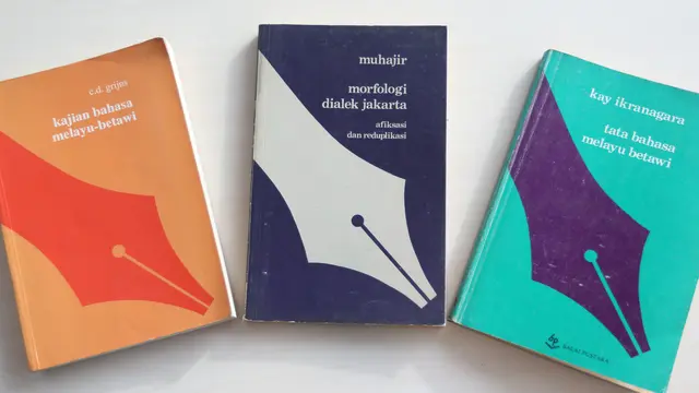 Buku Tata Bahasa Melayu Betawi