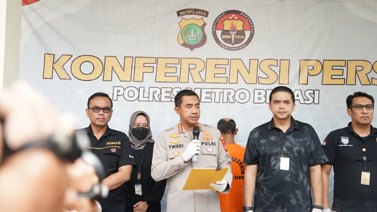 Polres Metro Bekasi menggelar konferensi pers kasus persetubuhan anak di bawah umur dan pembunuhan bayi oleh seorang kuli bangunan