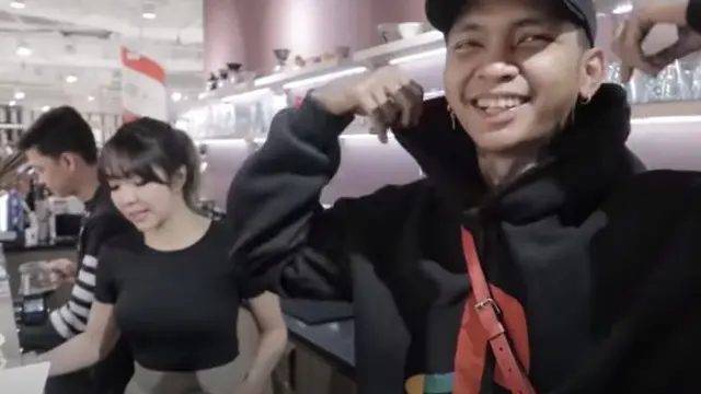 Duet Bareng di Single Terbaru, Ini 6 Potret Young Lex dan Gisella Anastasia