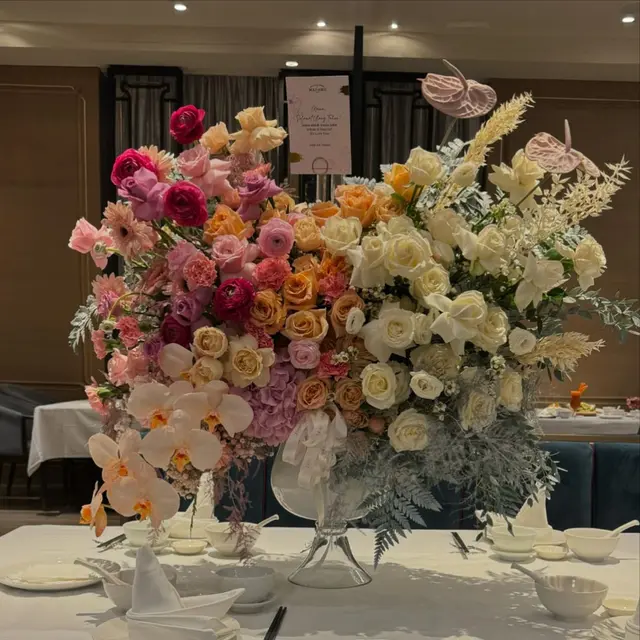 7 Momen Jessica Iskandar rayakan ulang tahun ibunya ke-69, kecantikan sang ibu bikin terkesima