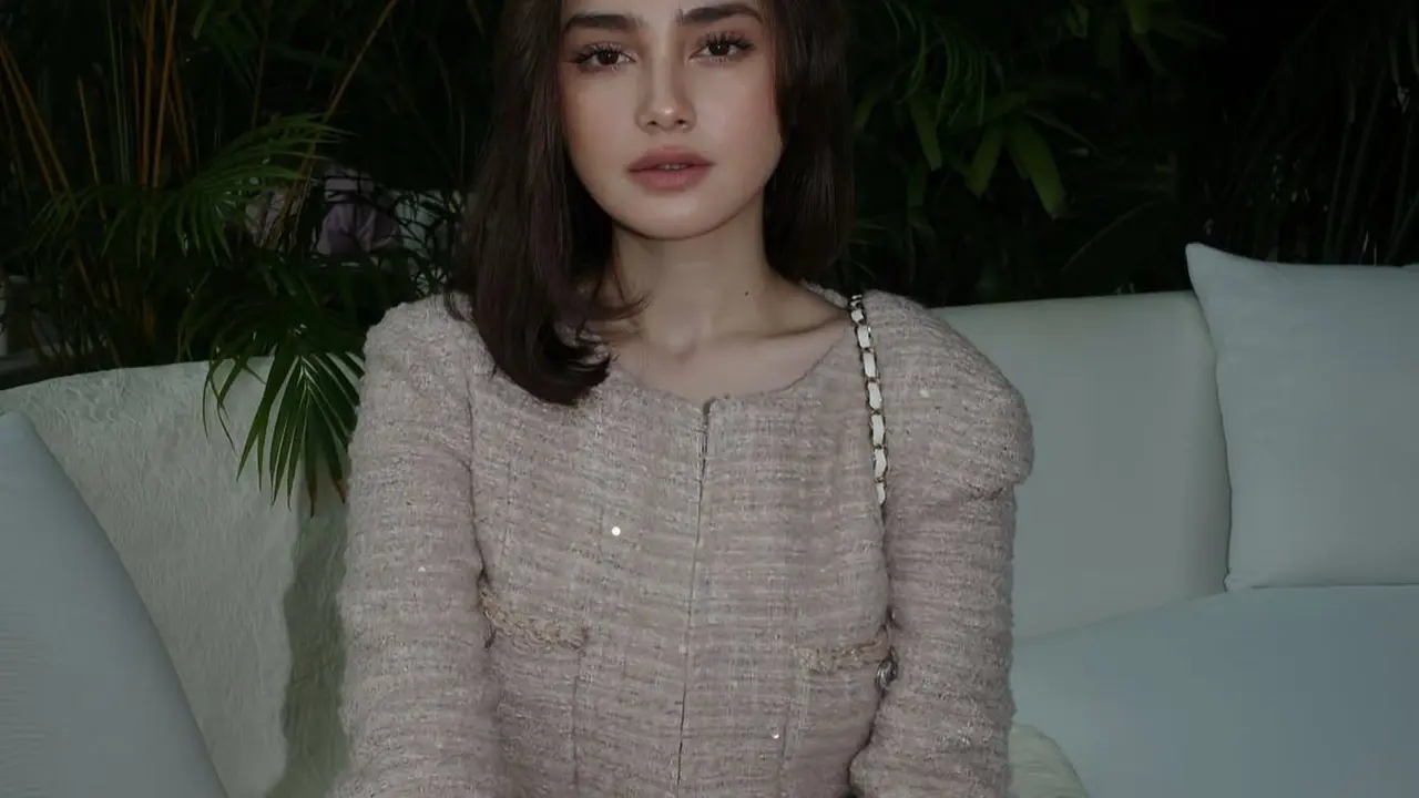 Gaya Kasual Anti Boring ala Syifa Hadju (Instagram/@syifahadju)