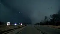Tornado dahysat terjang AS. (News.com.au)