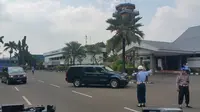 Rombongan Barack Obama Tiba di Bandara Halim  (Liputan6.com/Nanda Perda Putra)
