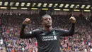 Gelandang Liverpool, Georginio Wijnaldum, melakukan selebrasi usai membobol gawang Sheffield United pada laga Premier League di Stadion Bramall Lane, Sabtu (28/9). Liverpool menang 1-0 atas Sheffield United. (AP/Rui Vieira)